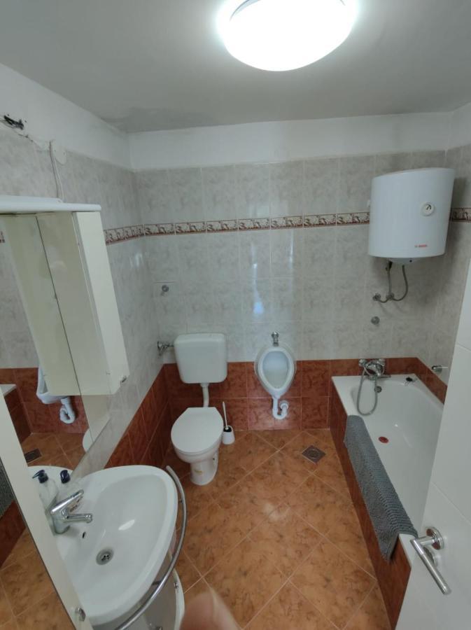 Modern Apartment Ana Ρόβινι Εξωτερικό φωτογραφία