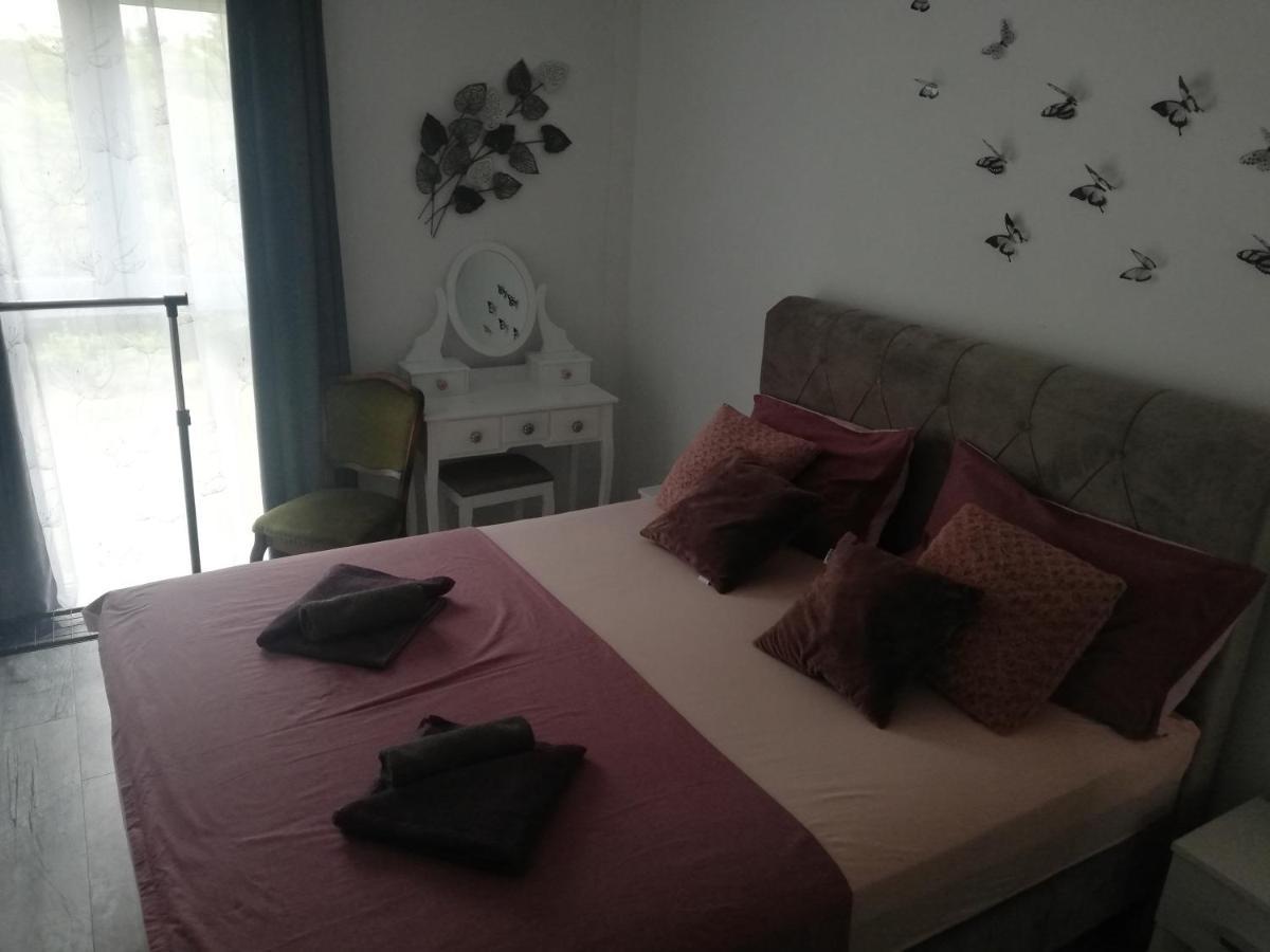 Modern Apartment Ana Ρόβινι Εξωτερικό φωτογραφία